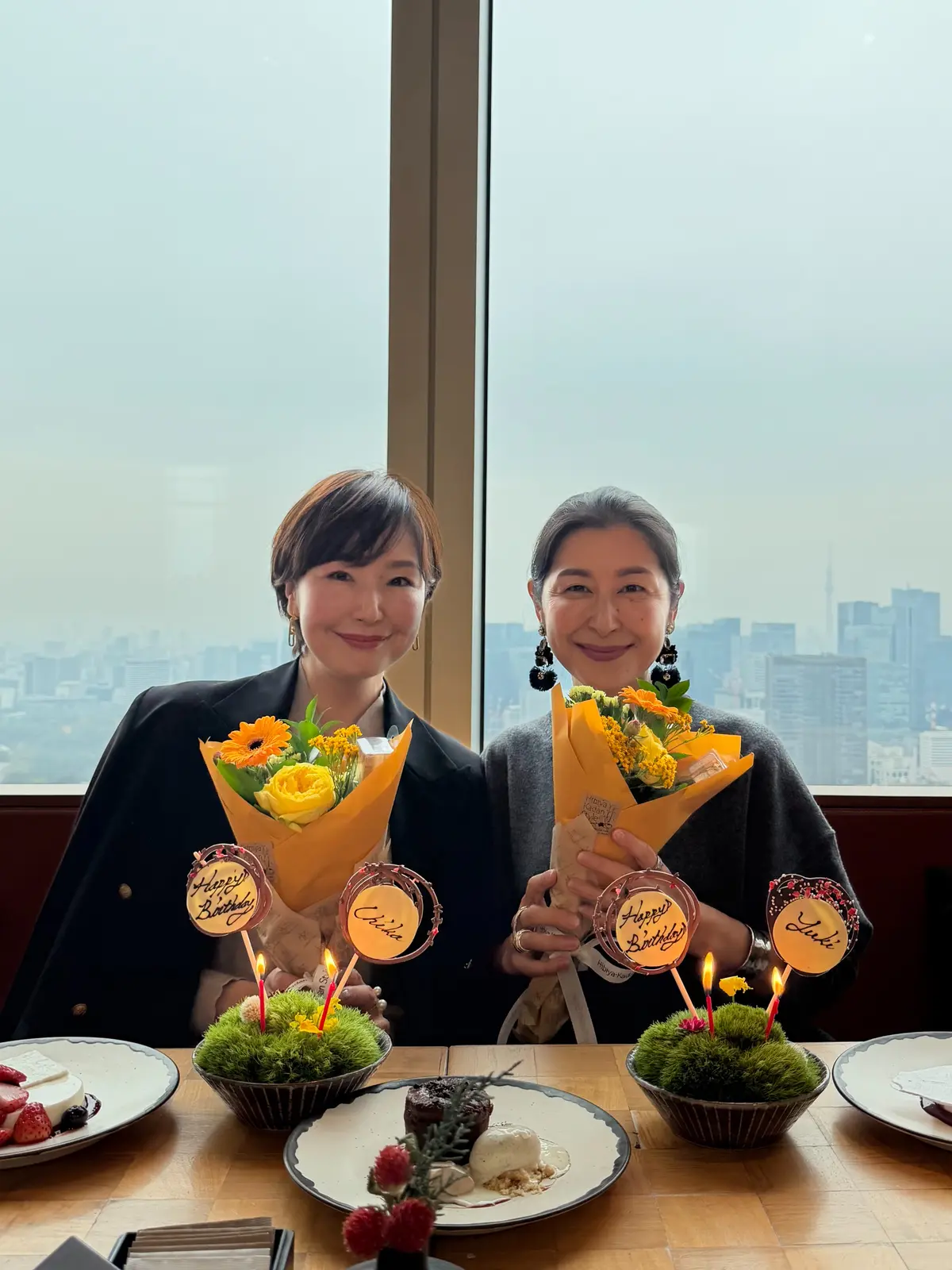 50代　冬のオシャレが華やぐボトムスでおの画像_16