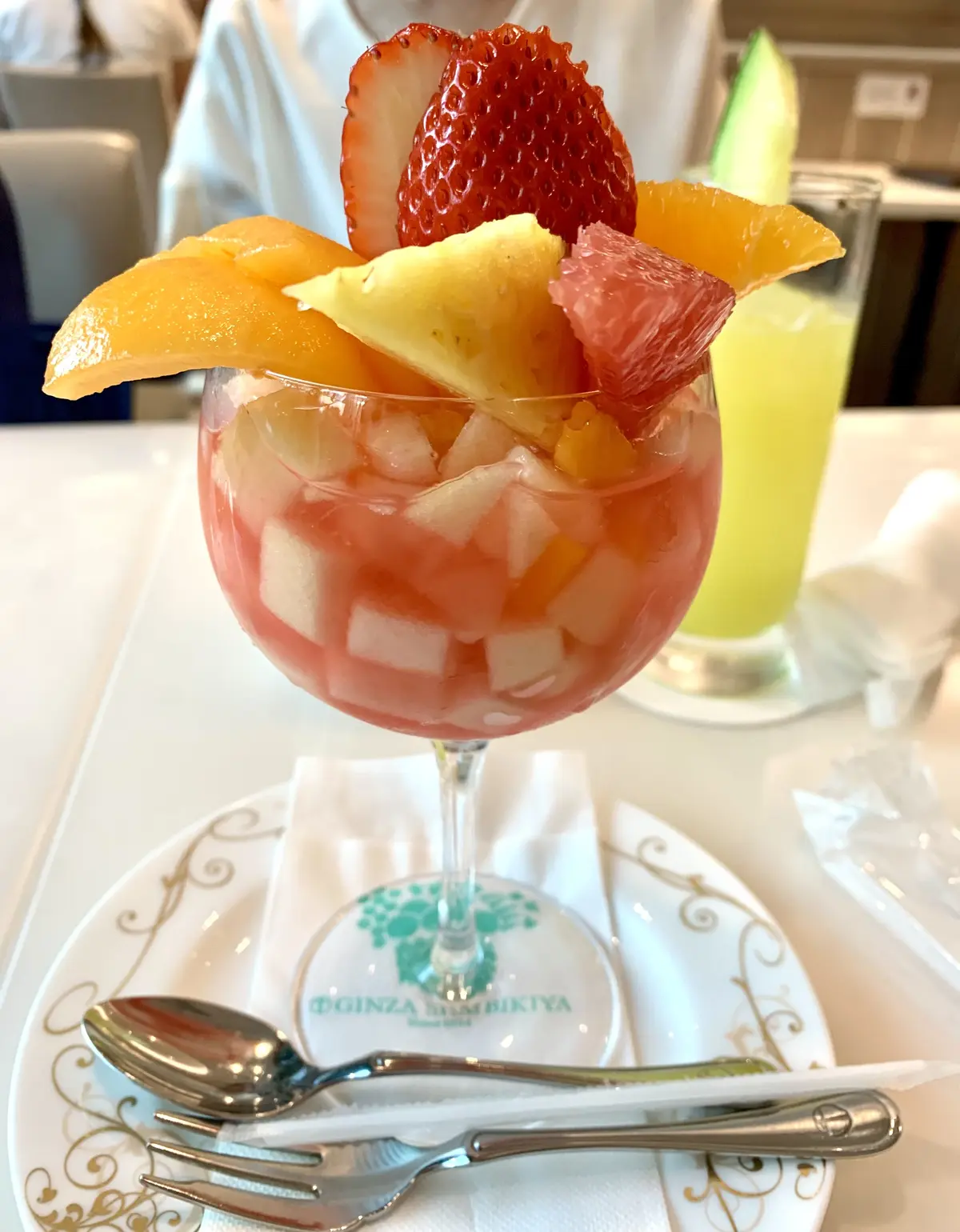 銀座うかい亭でお祝いランチ🍷の画像_18