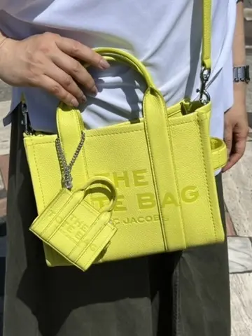 マークジェイコブス