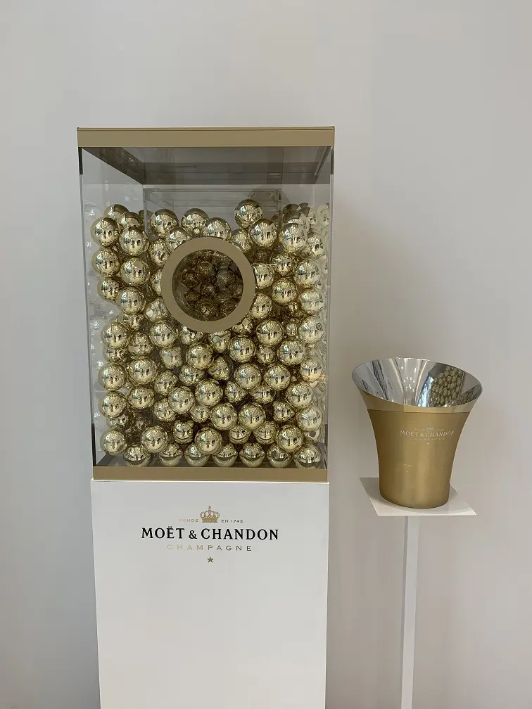 MOËT & CHANDON x AMBの画像_2