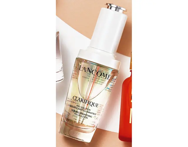 クラリフィック ブライトニング セラム 30㎖（医薬部外品） ￥16,500／ランコム