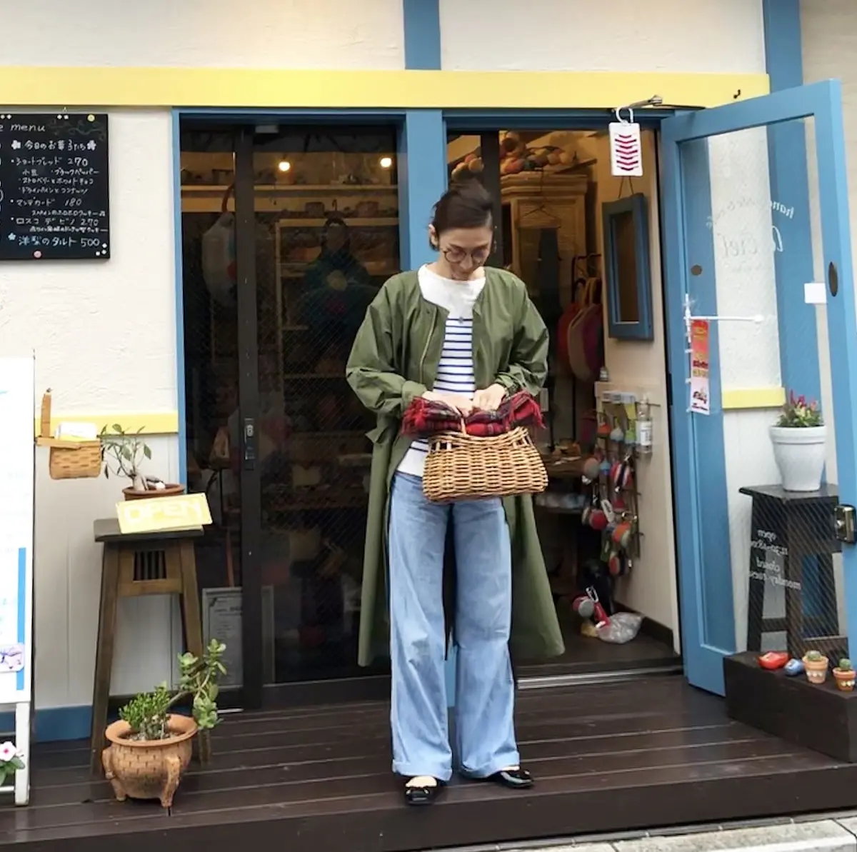 明るめカーキのモッズコートの画像_5