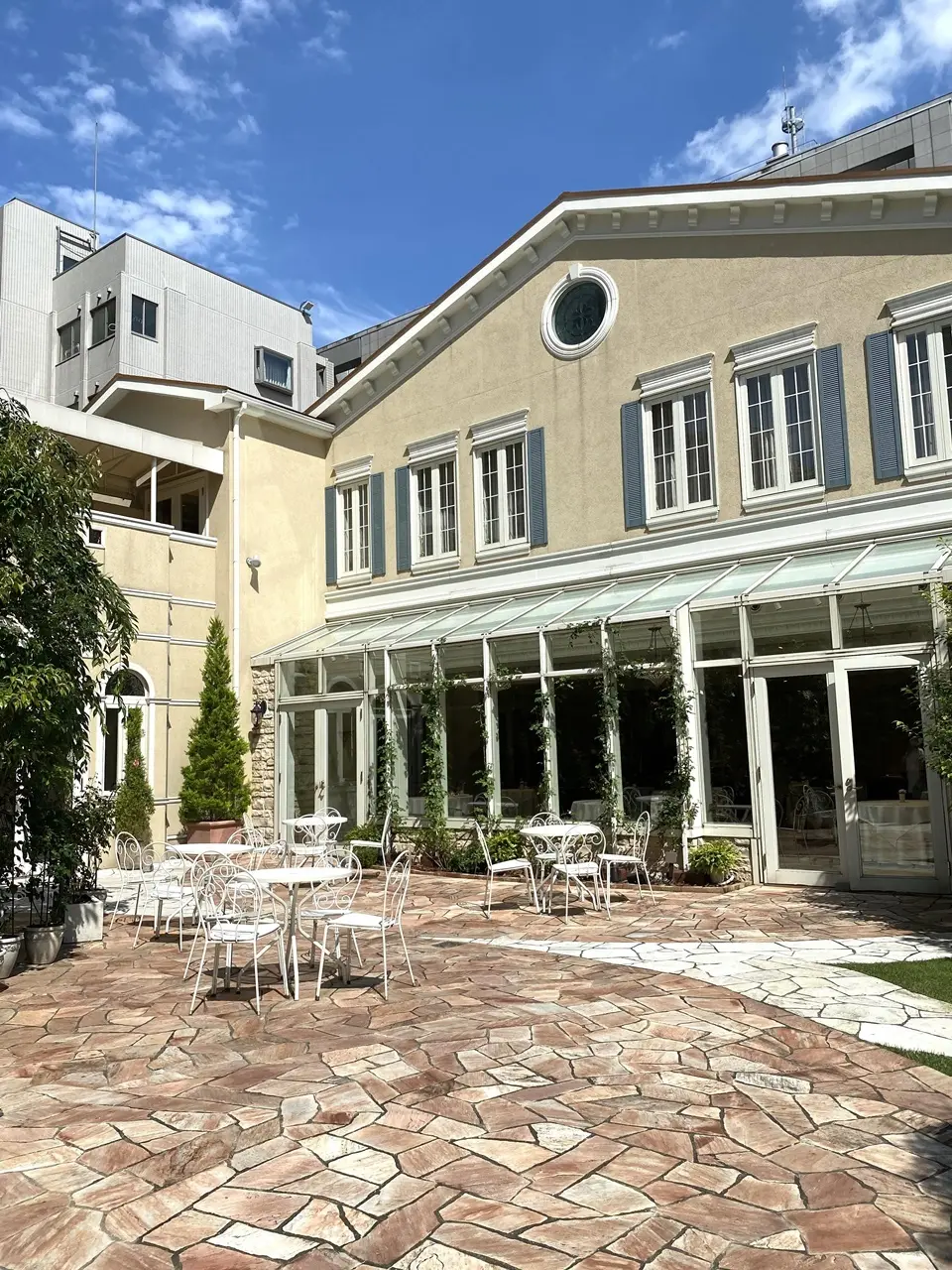 ソンブルイユ中庭①