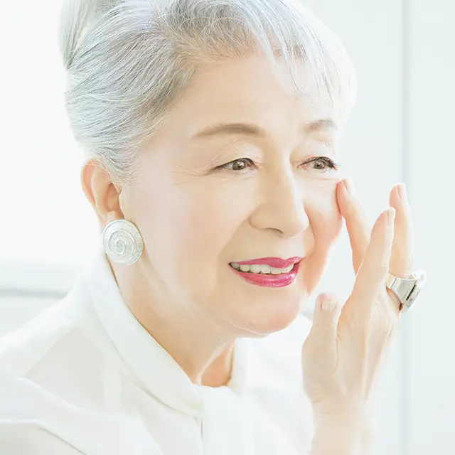草笛光子さんの長年の“肌の相棒”がトランスダーマの美容液