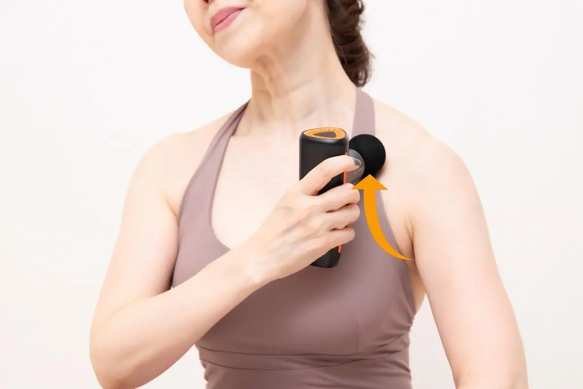 OurAge×Webエクラ　「顔のたるみって、実は首が縮むことと関係しているんですよ」（kyoさん）