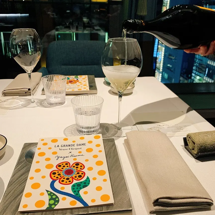 銀座資生堂ビル内のレストラン「FARO」　ヴーヴ・クリコ　ラ・グランダム
