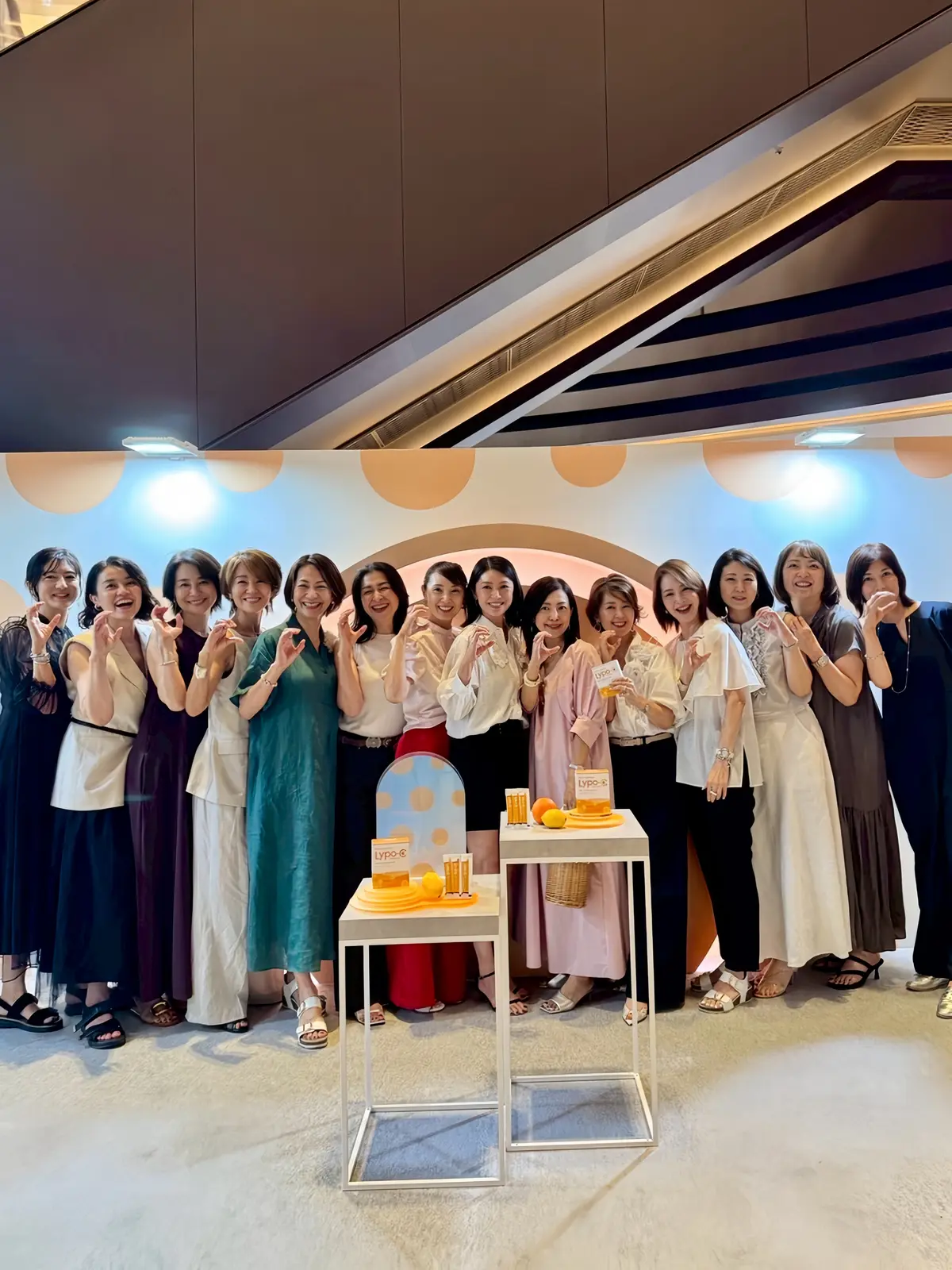 「リポソーム体験サロン by Lypo-C」トークショー　モデル亜希　Lypo-C　エクラ華組