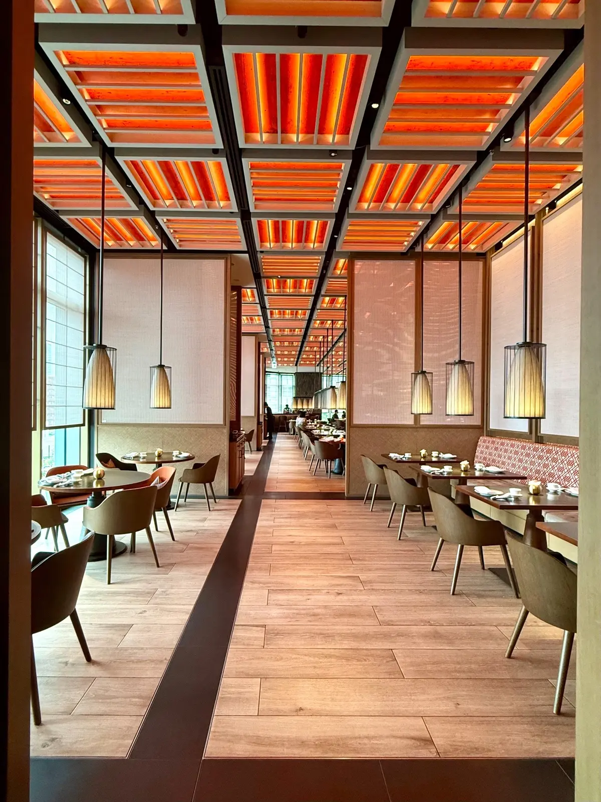 麻布台ヒルズ　ホテル「ジャヌ東京」虎景軒（フージン）　店内写真