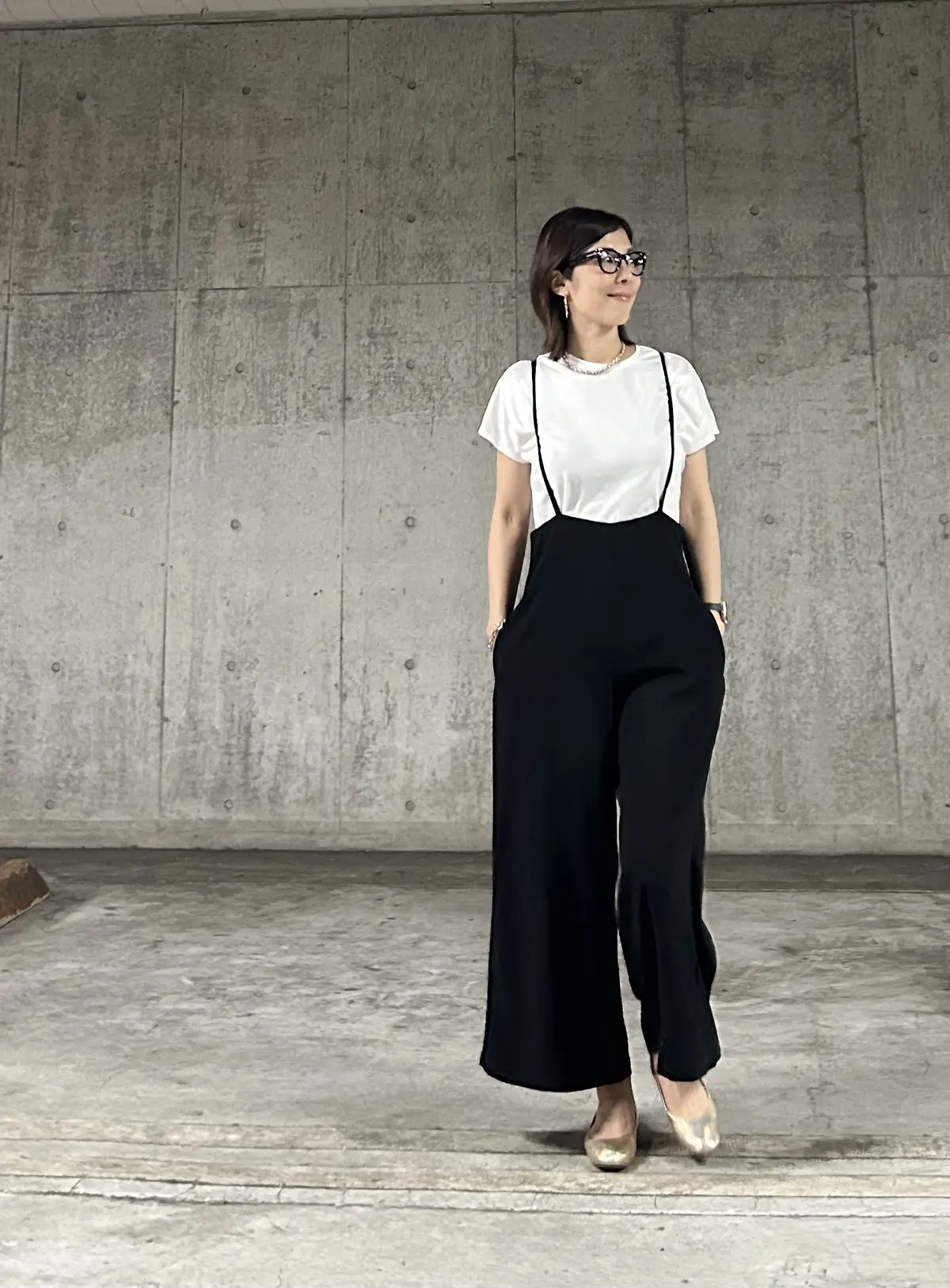 大人のサロペットコーデの画像_1