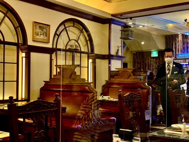 クラシックな店内