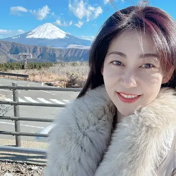 大涌谷から見た富士山