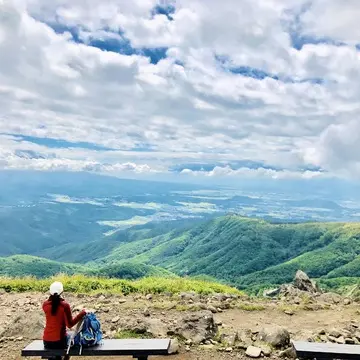 長野県の霧ヶ峰、車山山頂