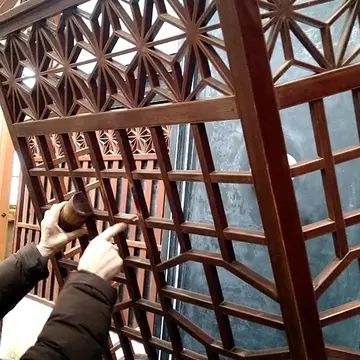 蔵のトビラの囲い