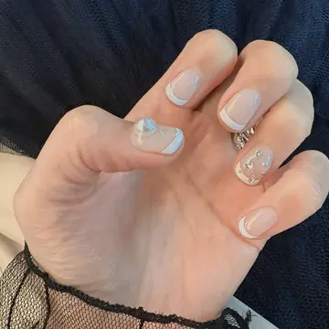 フレンチネイル