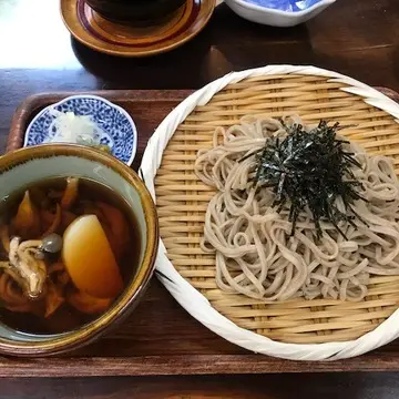 塚本みやげ店「しめじのつけめん」