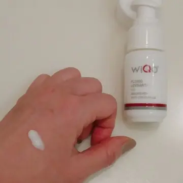 ワイコフェイスフルイドの質感