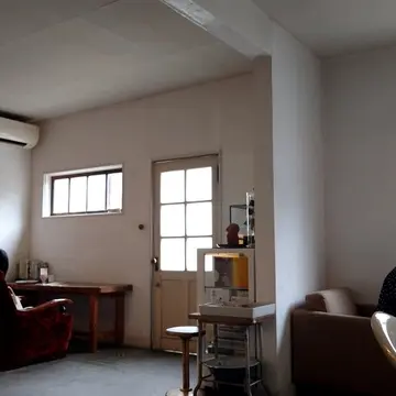 ゴマシオキッチン中①