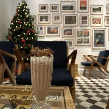 ベトナム　ハノイ　MAROU　チョコレート　カフェ