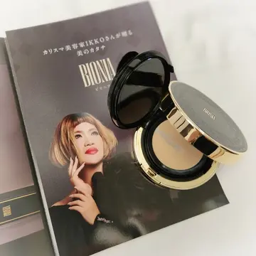 IKKOさんプロデュースのBIONIA 
クッションファンデ。艶々お肌に仕上げてくれそうな期待感♡