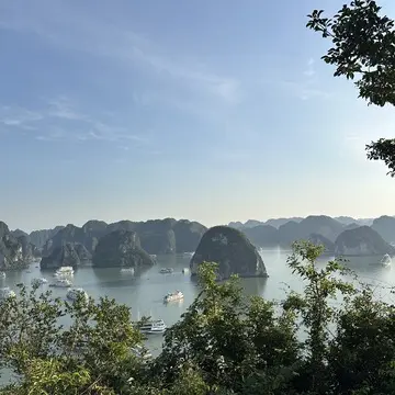 ティートップ島　ハロン湾