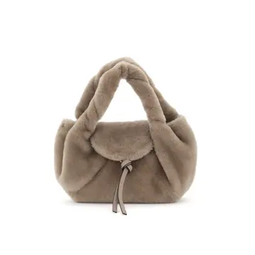 フェンディ スパイ スモールサイズ シアリング