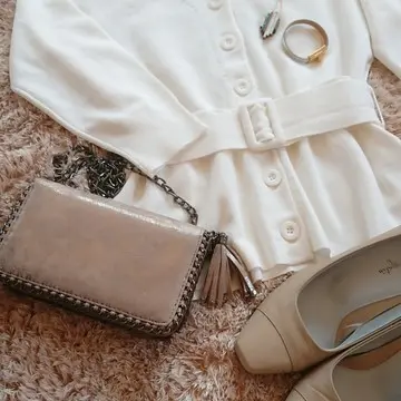 キレイ目パンツをZARAで！の画像_1