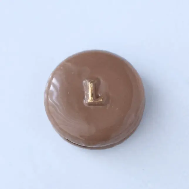 ラデュレ　マカロン　フェブ