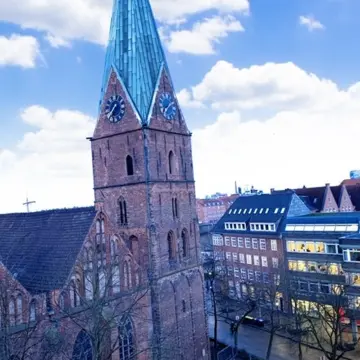 運河沿いのプロムナード