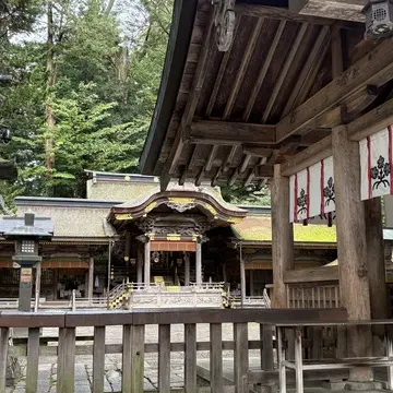 諏訪大社　長野　上社本宮