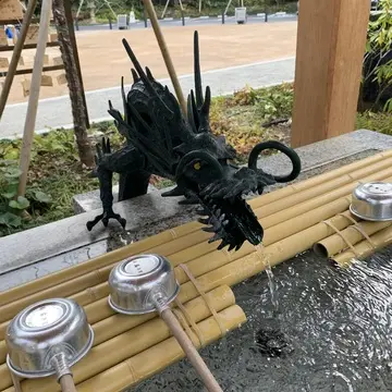 龍の手水舎