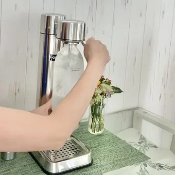 ブーンと音がするまで下げます