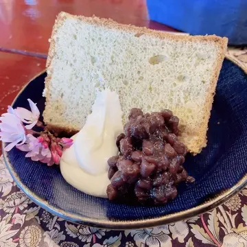 桜のシフォンケーキ