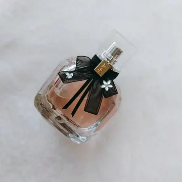 褒められる香水、イヴ・サンローラン のモン パリ フローラル オーデパルファム 