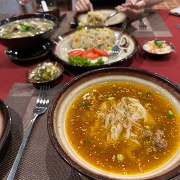 ヤンゴングルメ