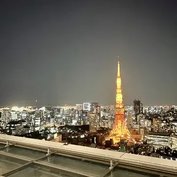 東京エディション虎ノ門の客室からの夜景