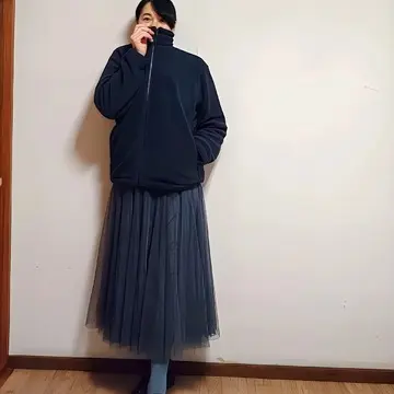 冬の足もとをカラータイツで楽しむ♪
