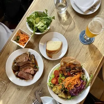 ラム肉のソテーランチコースとシェフズサラダ