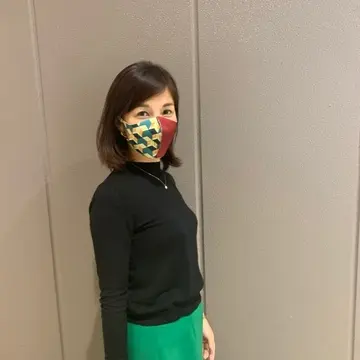 家族揃って鬼滅ブームです。私は富岡さんが好きなので、富岡さんマスクを。