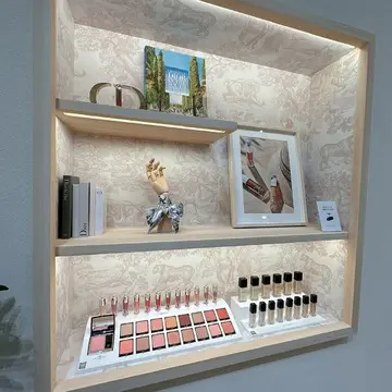 DIORポップアップイベント内