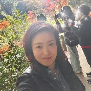 大阪紅葉名所　箕面