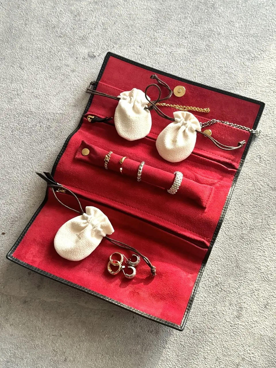 旅行用アクセケース②