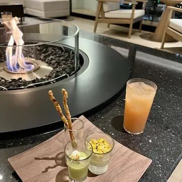 　ザロイヤルパークホテルアイコニック京都の宿泊者用ラウンジ