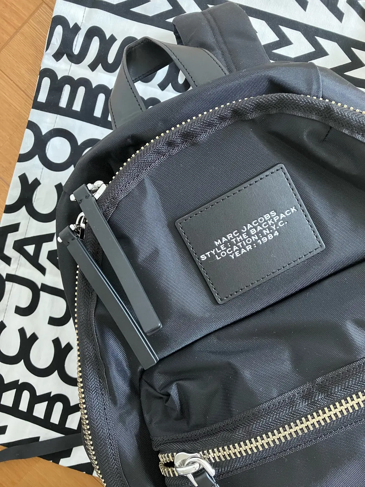 マークジェイコブス　MARC JACOBS
ザ バイカー ナイロン バックパック ラージ　黒リュック　パックパック　財布　ザ ジップ アラウンド ウォレット　