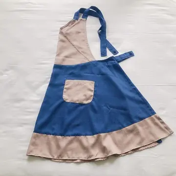 エプロン　ベージュ