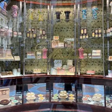 Duomo　ドォゥモ　ミラノ　観光　旅行　ヴィットリオエマニュエーレ　ガッレリア Marchesi Dolce スィーツ　パスティッチェリア