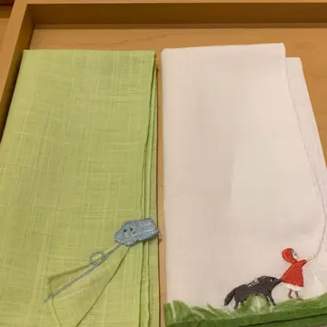 北風と太陽　赤ずきんちゃん　ハンカチ