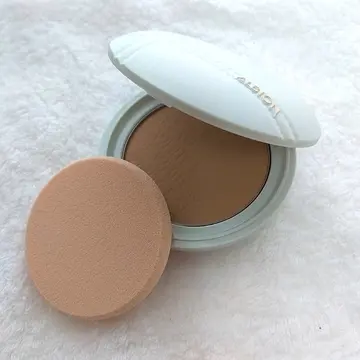 アルビオンの新作パウダリーファンデーション、ホワイトレアエアー