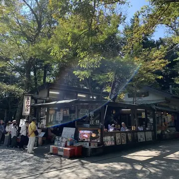 自然に囲まれたそば処「松葉茶屋」