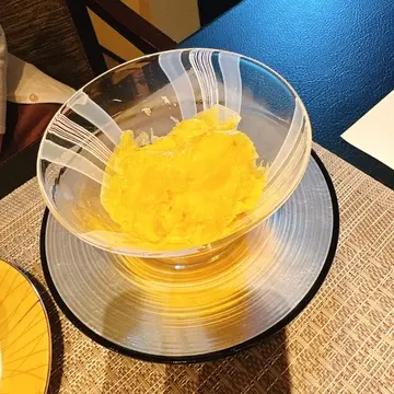 華暦の華茶膳のパイナップルかき氷
