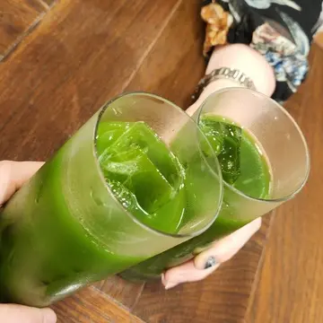 青汁で乾杯🥂